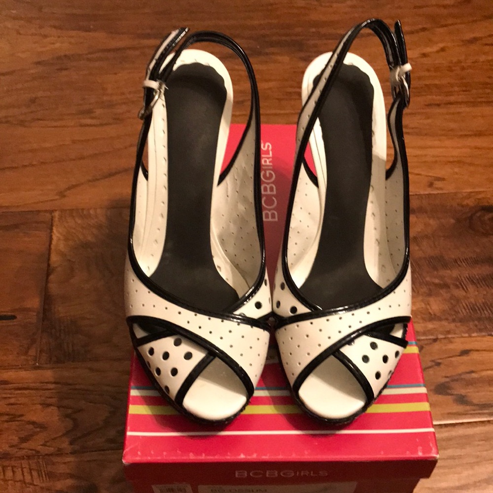 BCBGirls Ossum wedges black/white leather 10M
